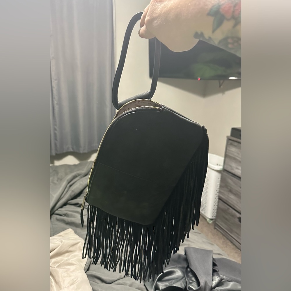 HOBO Sable wristlet black Fringe